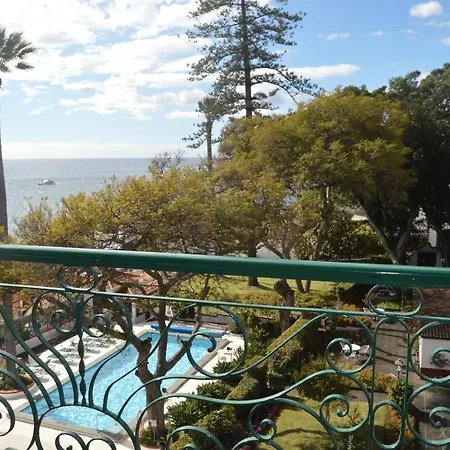 ホテル キンタ ダ ペーニャ デ フランカ フンシャル