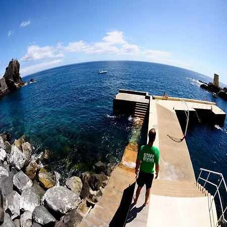 ホテル キンタ ダ ペーニャ デ フランカ フンシャル